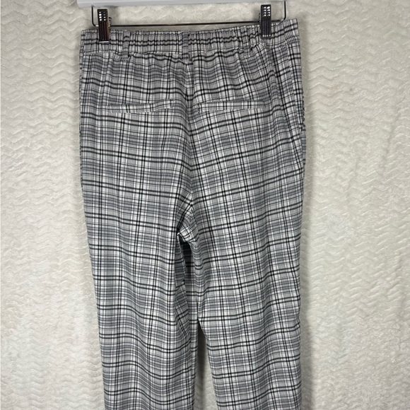 Hollister Gray Plaid Chinos - Picture 10 of 14